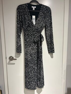 Calvin Klein Black & White Printed V-Neck Wrap Dress